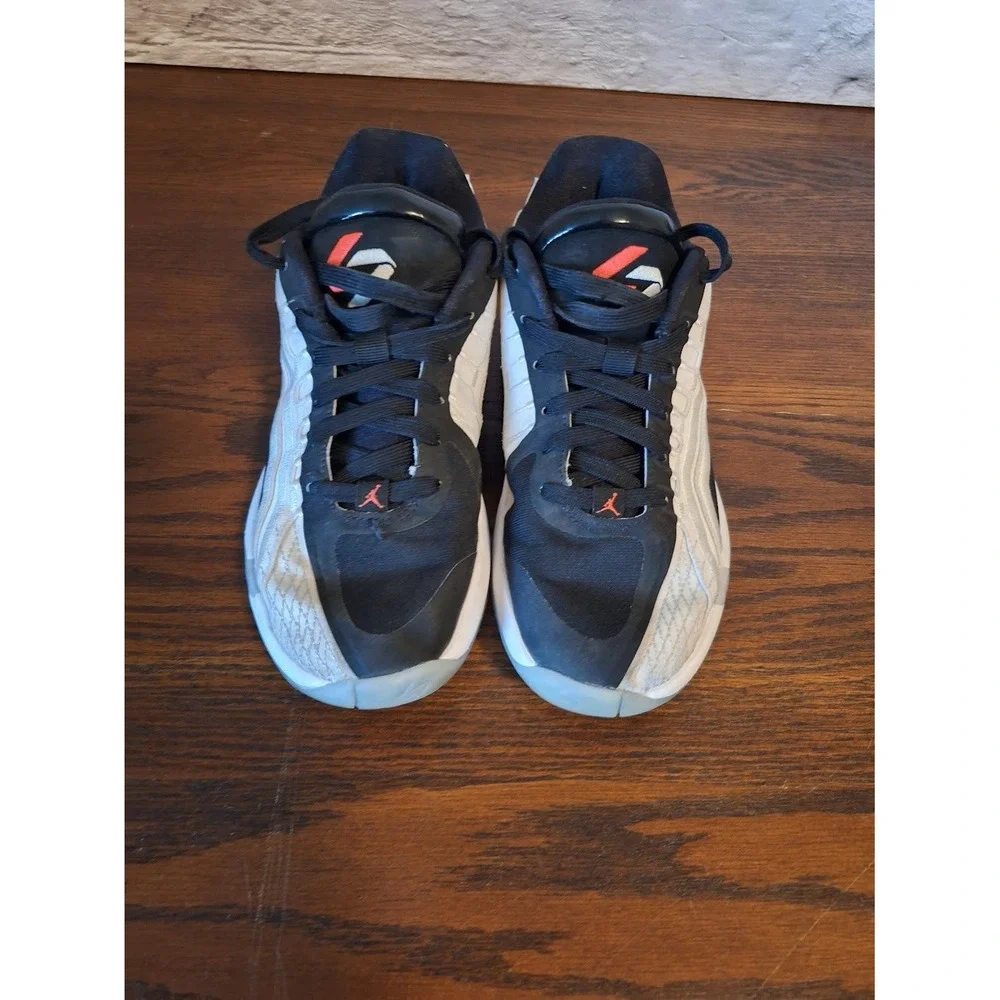 Jordan Luka 2 Orca Black White Orange Basketball Shoes HJ5225-101 Kids Size 5Y